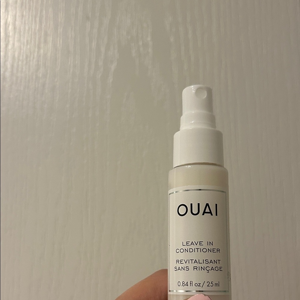 OUAI Leave-In Conditioner 25ml - Picture 3 of 3